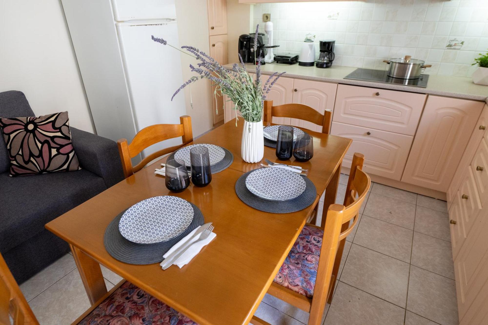 Mando Patrasso - Classical Apartment In The Center Of Patras With Free Parking Zewnętrze zdjęcie