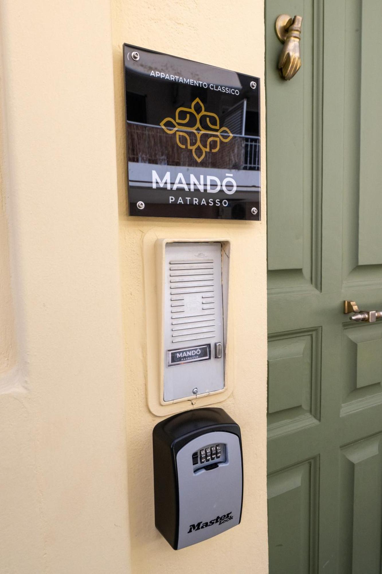 Mando Patrasso - Classical Apartment In The Center Of Patras With Free Parking Zewnętrze zdjęcie
