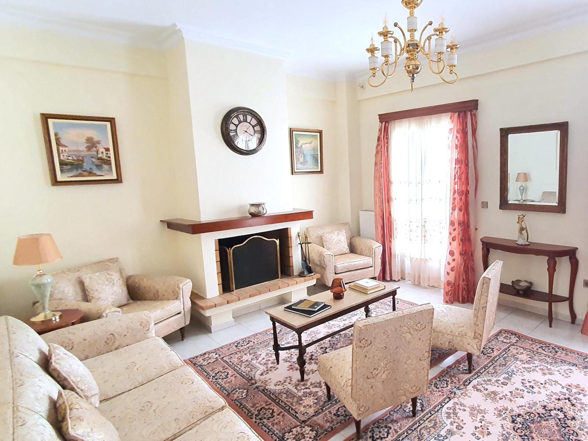 Mando Patrasso - Classical Apartment In The Center Of Patras With Free Parking Zewnętrze zdjęcie