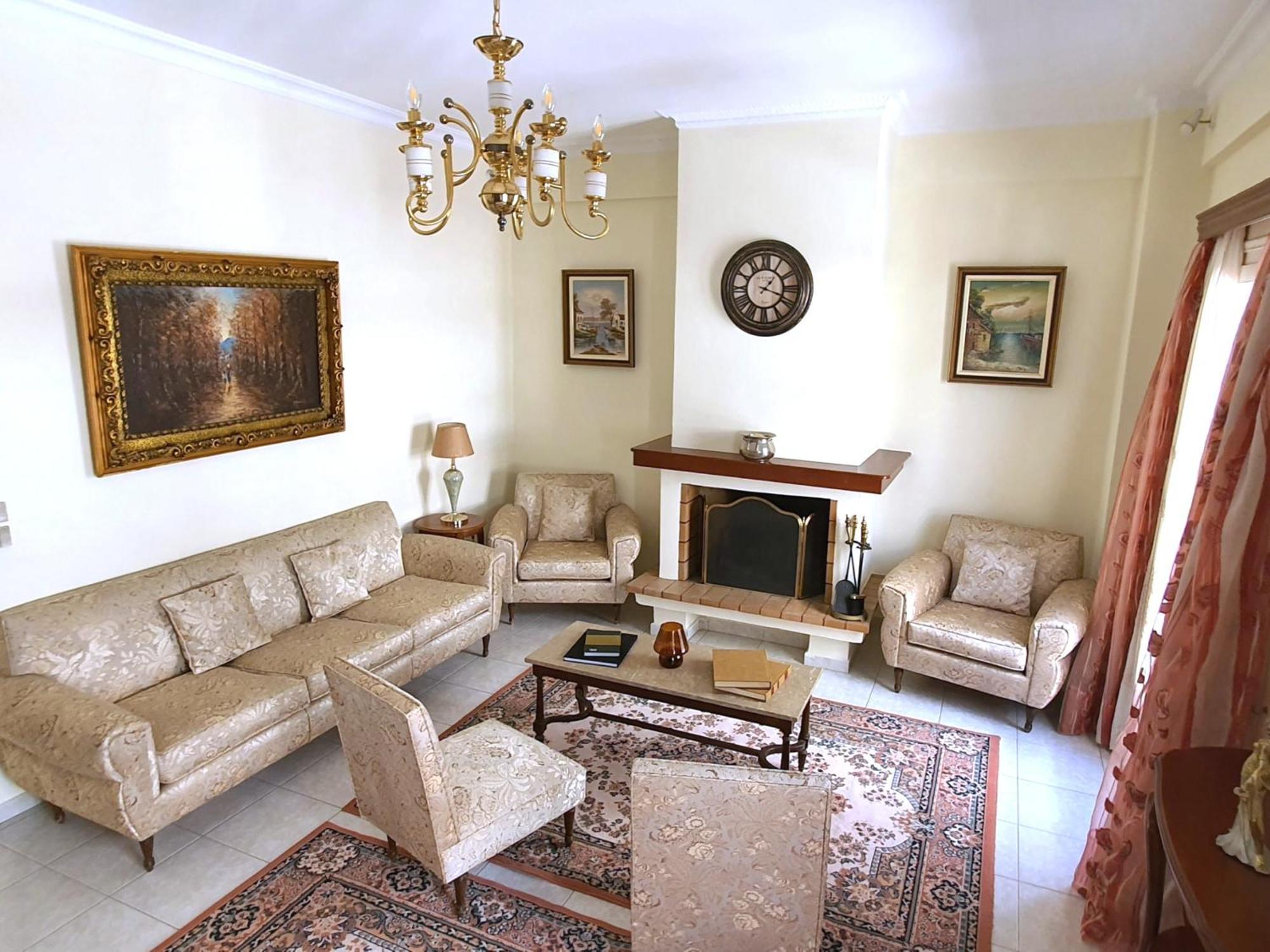 Mando Patrasso - Classical Apartment In The Center Of Patras With Free Parking Zewnętrze zdjęcie